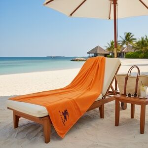 NWT Large Burberry Beach Towel in Carrying Case w. Pocket